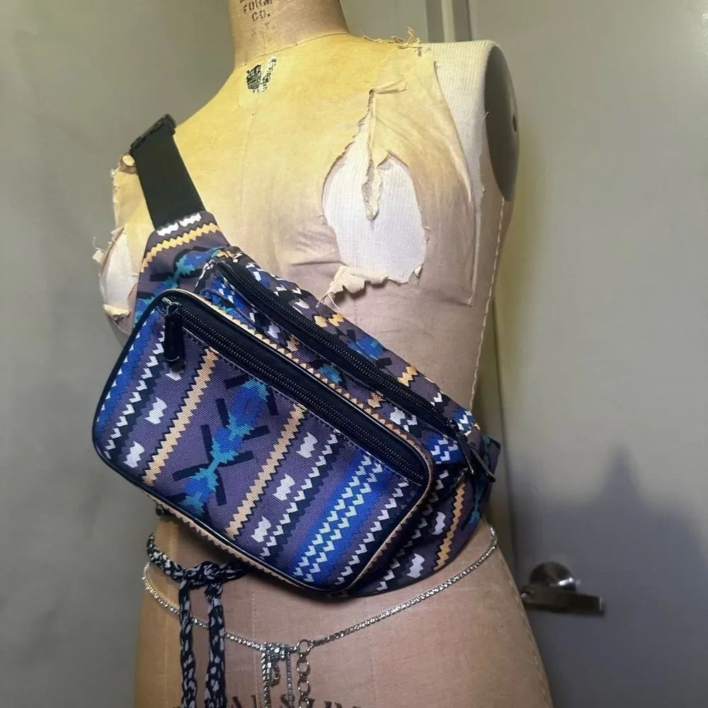 Printed waist bag